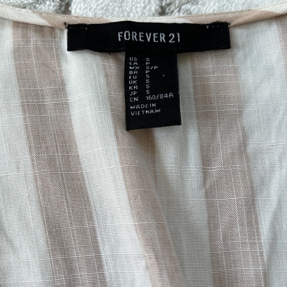 Forever 21 Stripped Blouse - Picture 4 of 4
